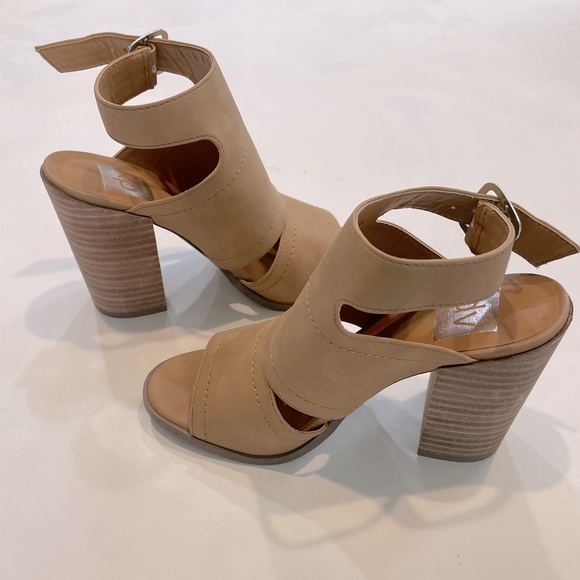 Dolce Vita Shoes - NWOB Dolce Vita Heeled Sandles